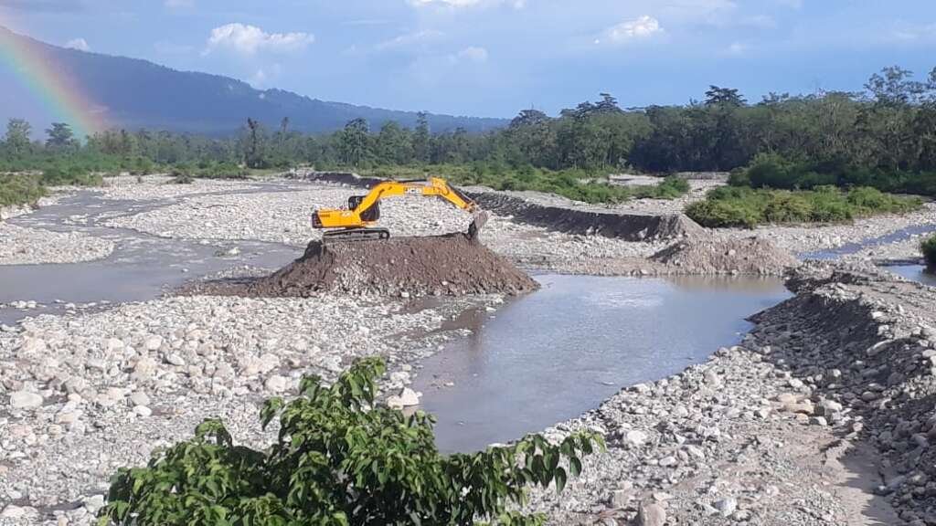 किरोड़ा नाले की बाढ़ से बोरागोठ पर खतरा, 700 मीटर सुरक्षा कार्य की मांग, मुख्यमंत्री को सम्बोधित ज्ञापन जिलाधिकारी को सौपा