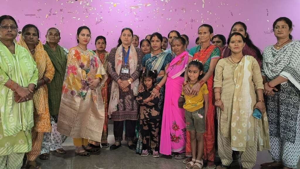 माँ पूर्णागिरी पर्यावरण संरक्षण समिति ने अध्यक्ष दीपा देवी की अध्यक्षता में किया बैठक का आयोजन, महिलाओं को रोजगार से जोड़ने पर दिया जोर