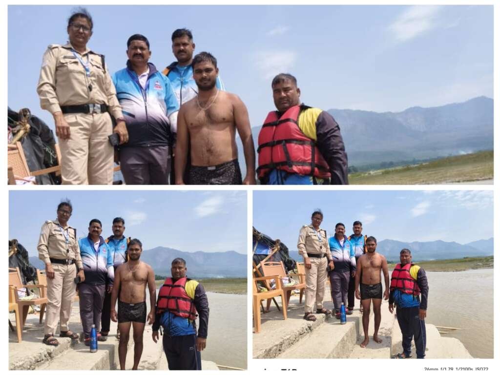 उत्तर प्रदेश के जनपद बरेली से माँ के दर्शनों को आये तीर्थयात्री को शारदा नदी मे नहाने के दौरान डूबने से पुलिस टीम ने बचाया