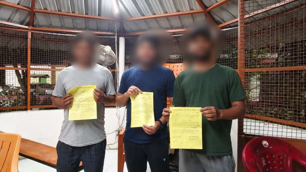 कोतवाली पुलिस ने सार्वजनिक स्थानों में शराब का सेवन करने वालों के विरुद्ध चलाया अभियान